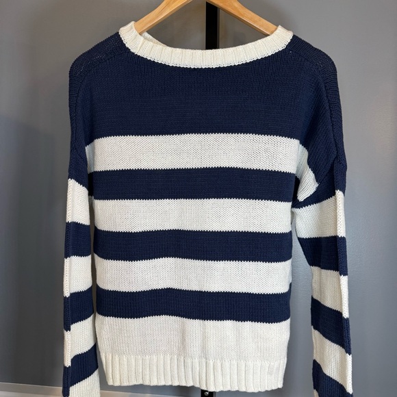 Rails Marin Navy White Stripe Cotton Knit Sweater NWT Medium - Picture 10 of 11